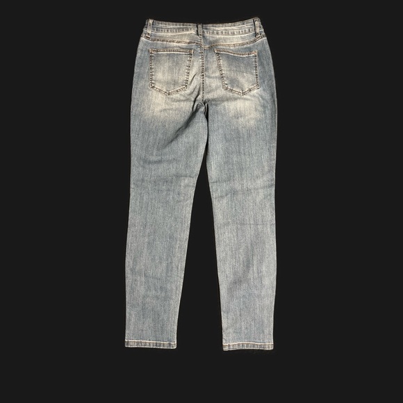 NWOT Fashion Nova Jeans, women’s, size 11, size 30, light wash. Stretch Jean - Picture 3 of 3